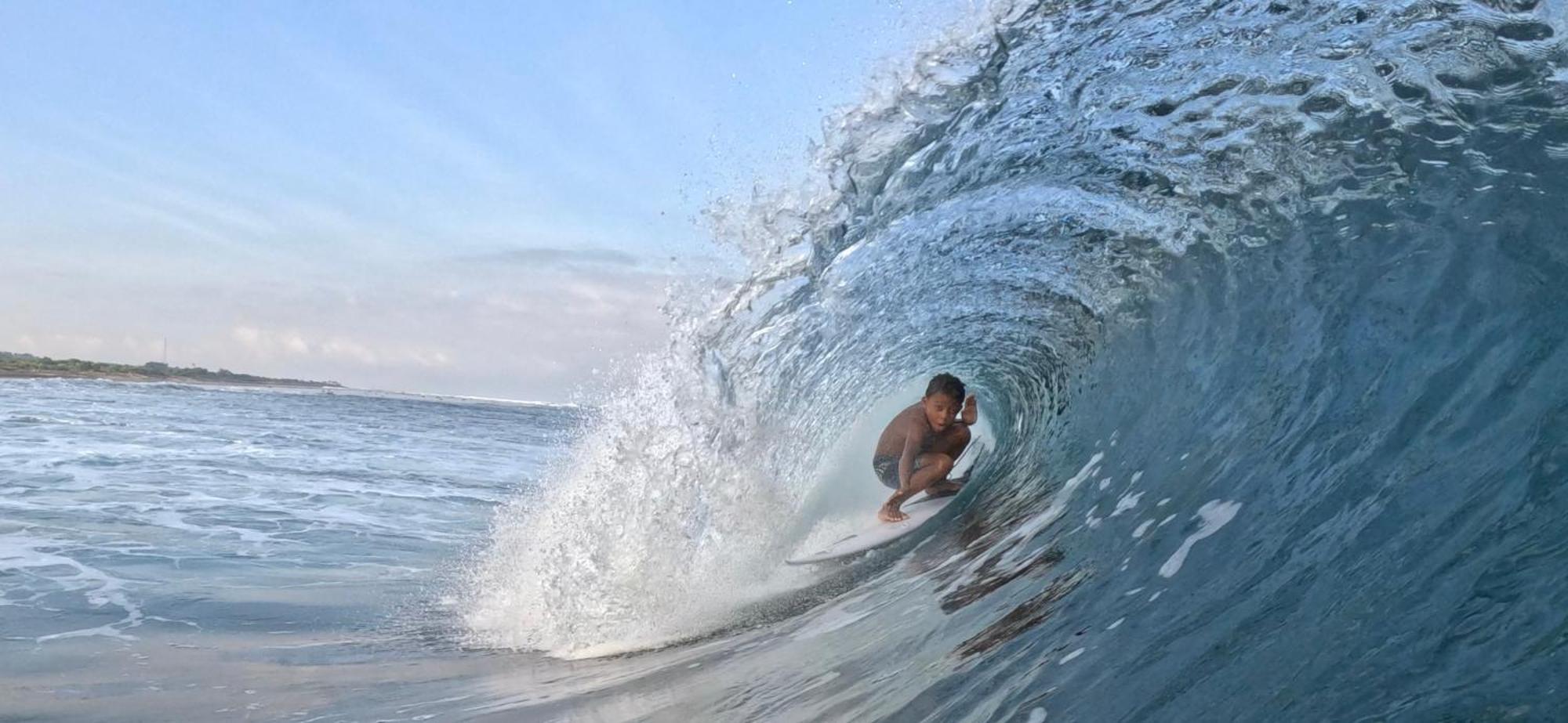 Hotel Medewi Secret Surfcamp Pulukan Exterior foto