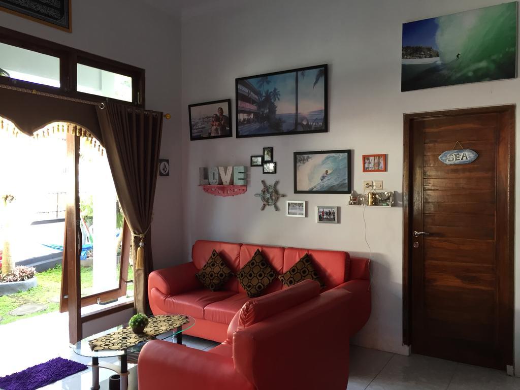 Hotel Medewi Secret Surfcamp Pulukan Exterior foto